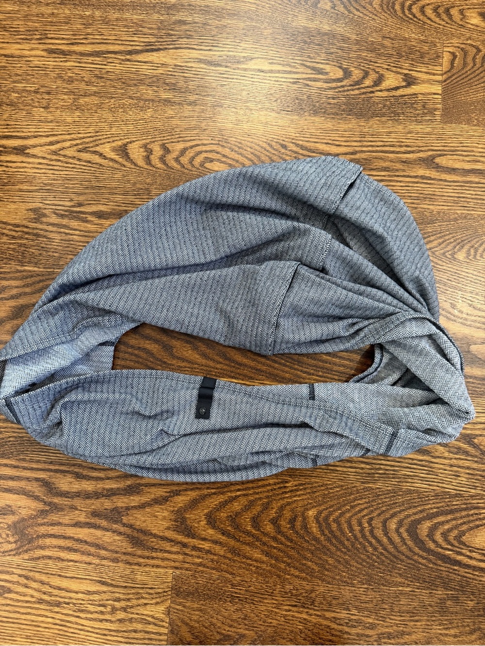 lululemon athletica Gray Knit Infinity Scarf